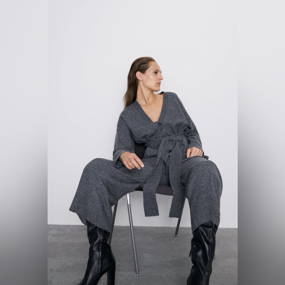 ZARA Gray Knit Wrap Robe - Picture 4 of 15